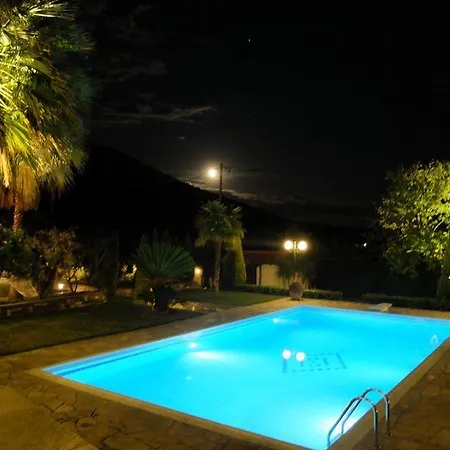 Holiday home Olive Ano Lekhonia